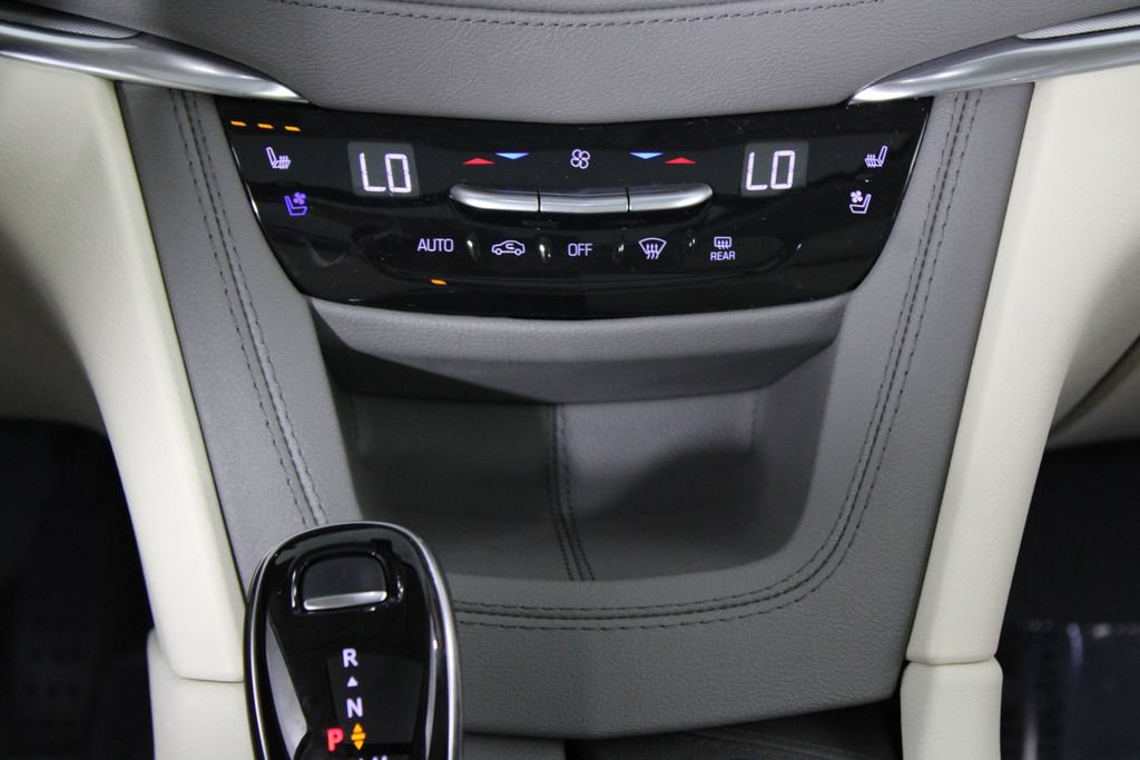Used 2025 Cadillac XT5 Premium Luxury FWD image 20