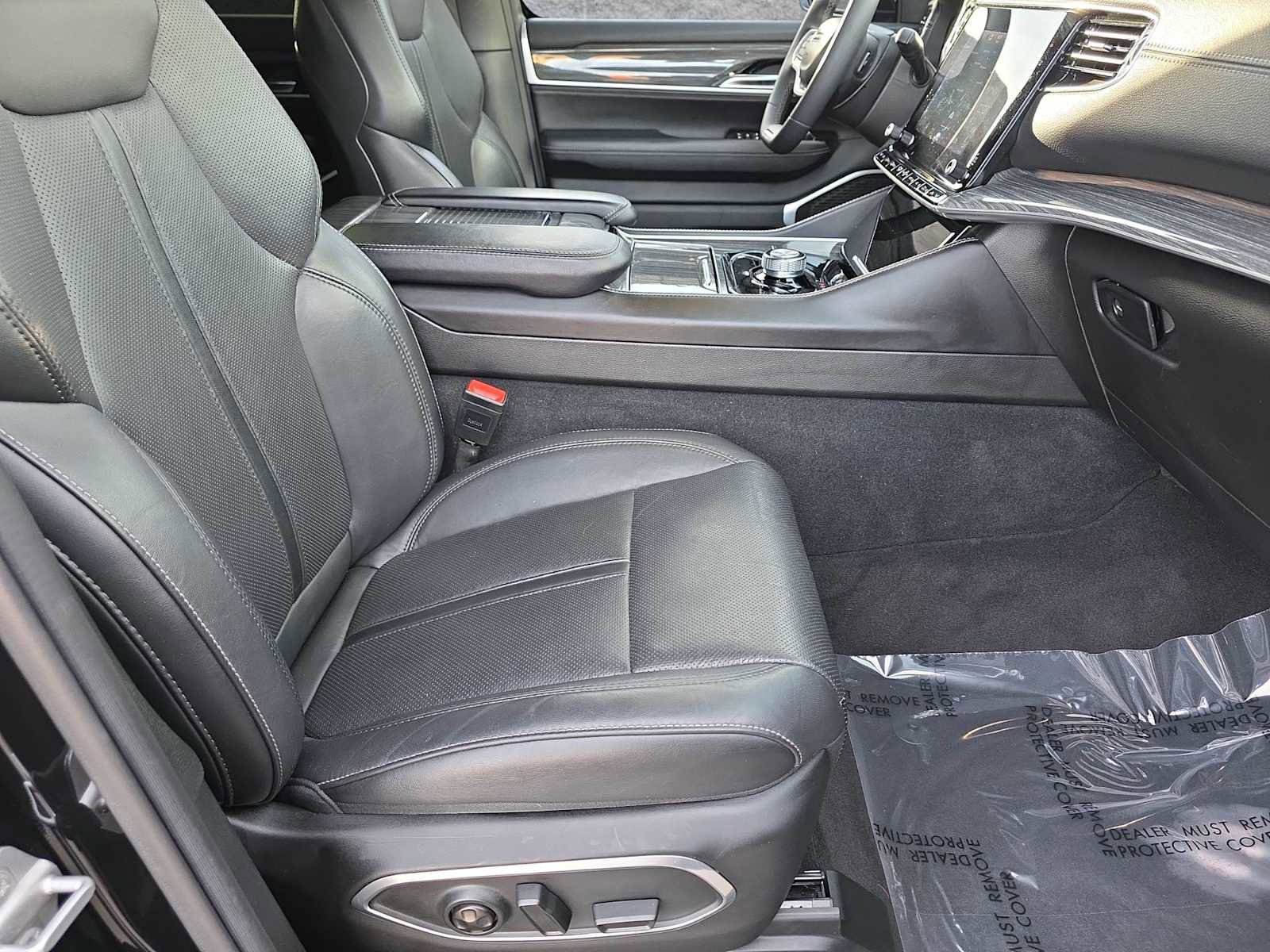 Used 2022 Jeep Wagoneer Series II image 18