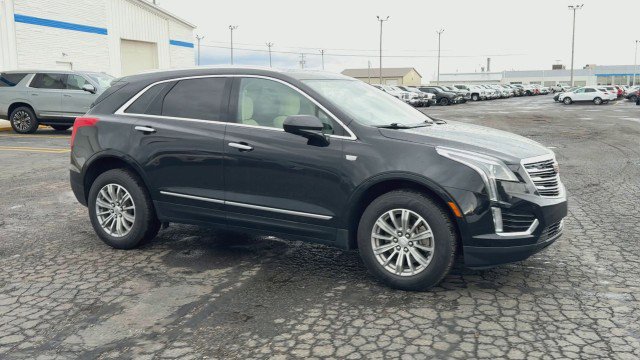 Certified 2019 Cadillac XT5 Luxury image 2