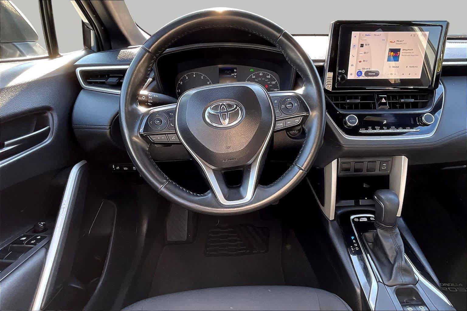 Used 2024 Toyota Corolla Cross AWD Hybrid image 6