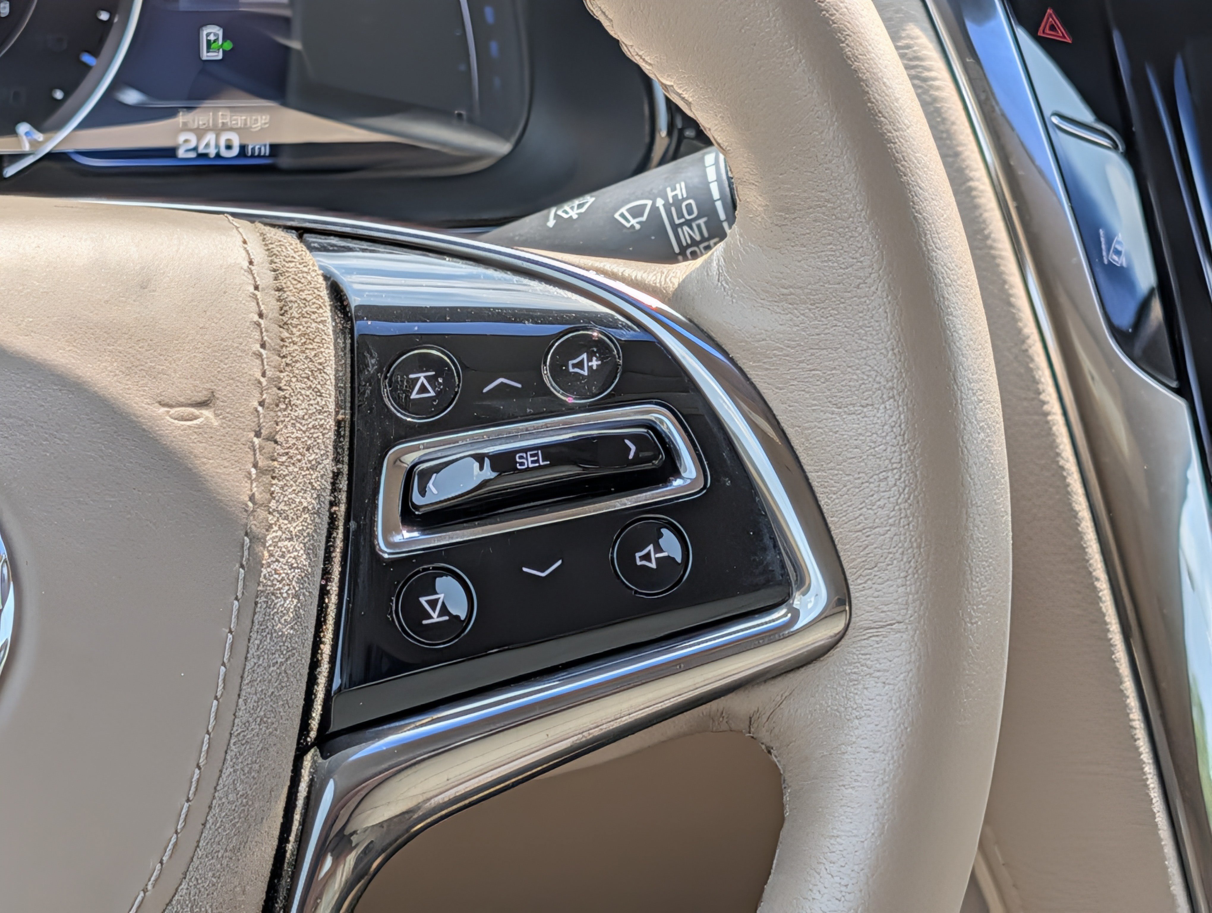 Used 2014 Cadillac ELR FWD image 27
