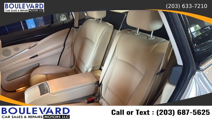 Used 2012 BMW 535i xDrive AWD/4WD image 33