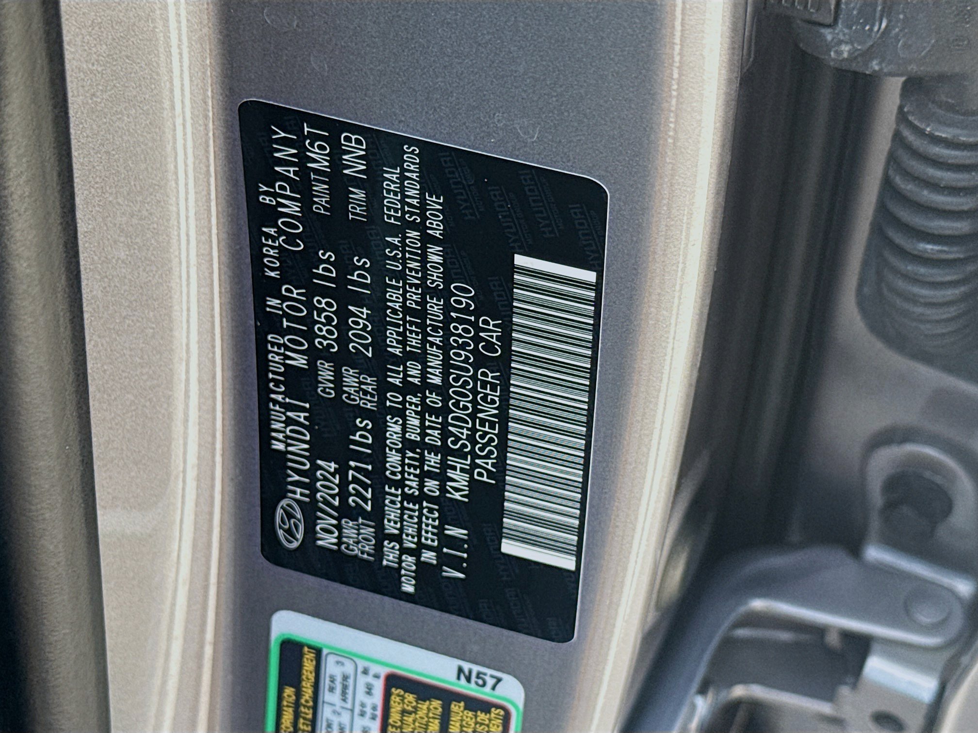 Used 2025 Hyundai Elantra SEL w/ Cargo Package FWD image 35