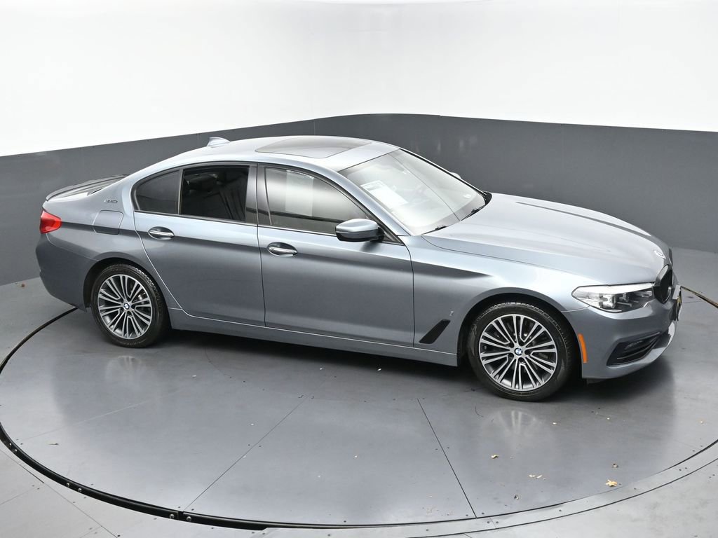 Used 2018 BMW 530e image 11