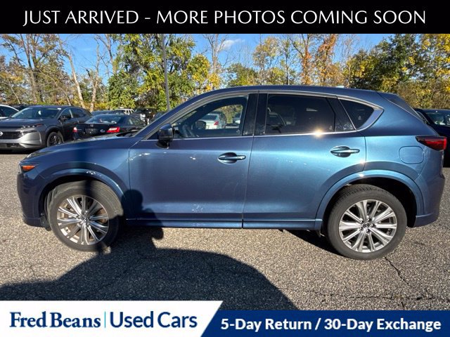 Used 2023 MAZDA CX-5 Signature AWD/4WD image 4