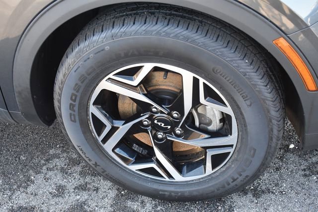 Certified 2023 Kia Sportage LX image 11