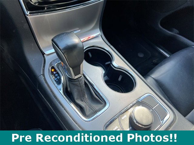 Used 2019 Jeep Grand Cherokee Limited image 16