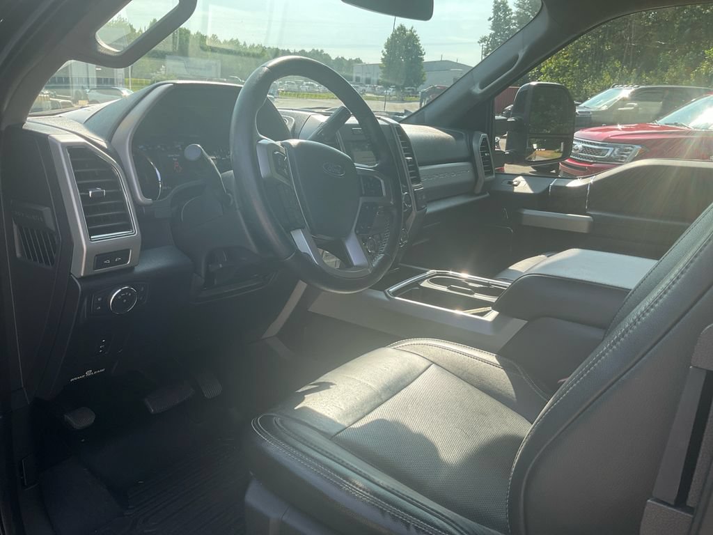 Used 2019 Ford F350 Lariat RWD image 14