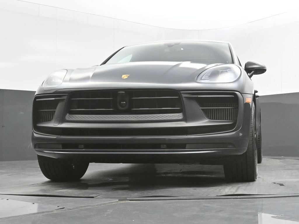 Certified 2024 Porsche Macan GTS AWD/4WD image 36