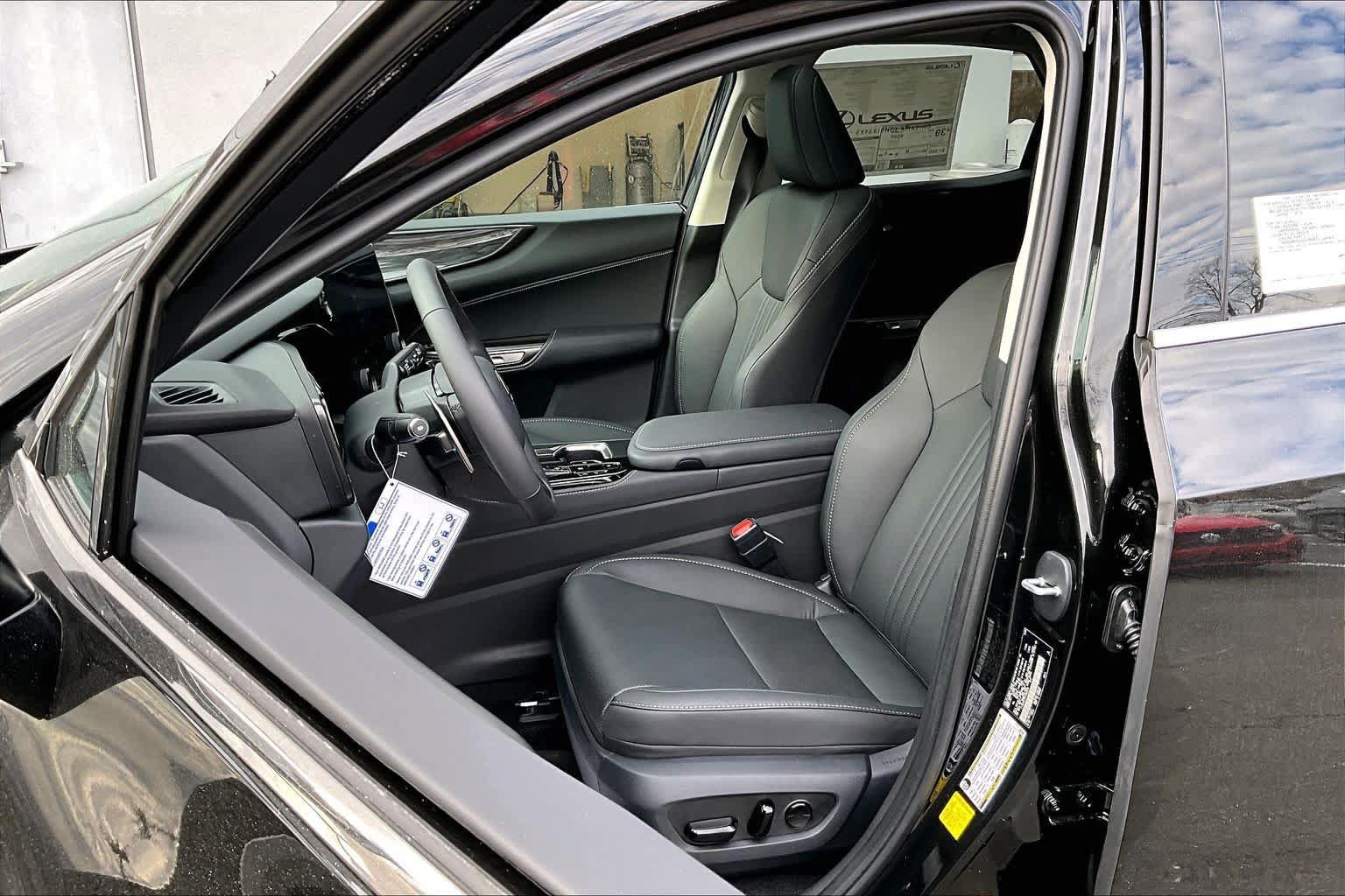 New 2026 Lexus NX 350h AWD w/ Accessory Package (K3) image 9