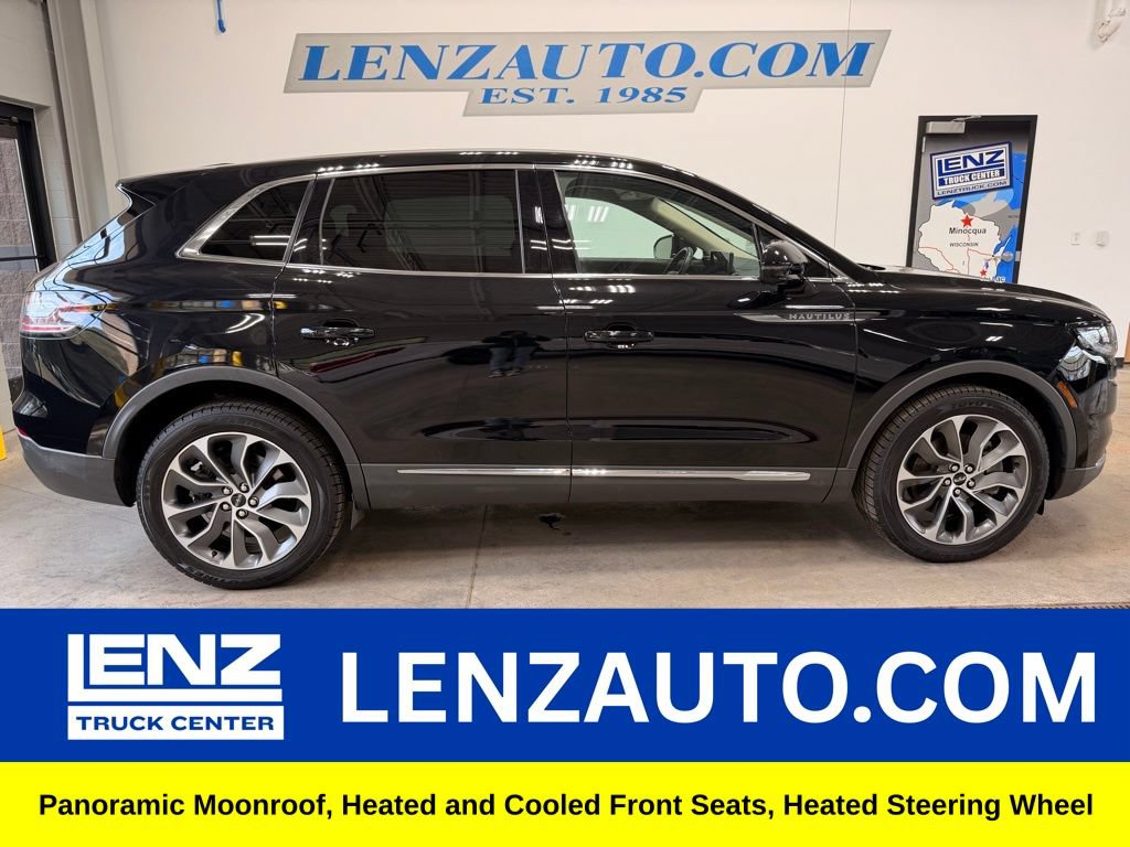 Used 2023 Lincoln Nautilus Reserve AWD/4WD image 1