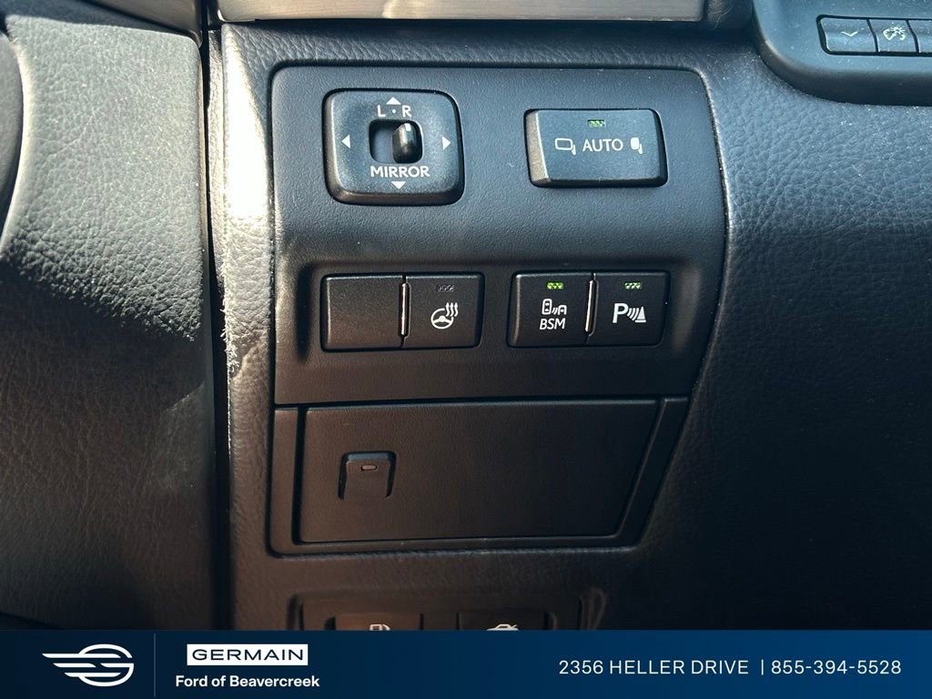 Used 2014 Lexus LS 460 w/ Comfort Package RWD image 28