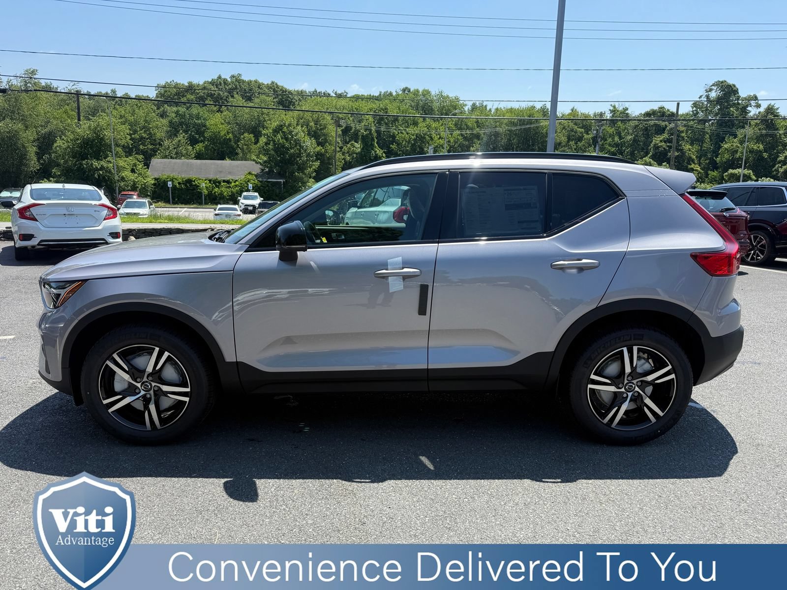 New 2026 Volvo XC40 B5 Core w/ Protection Package Premier AWD/4WD image 5