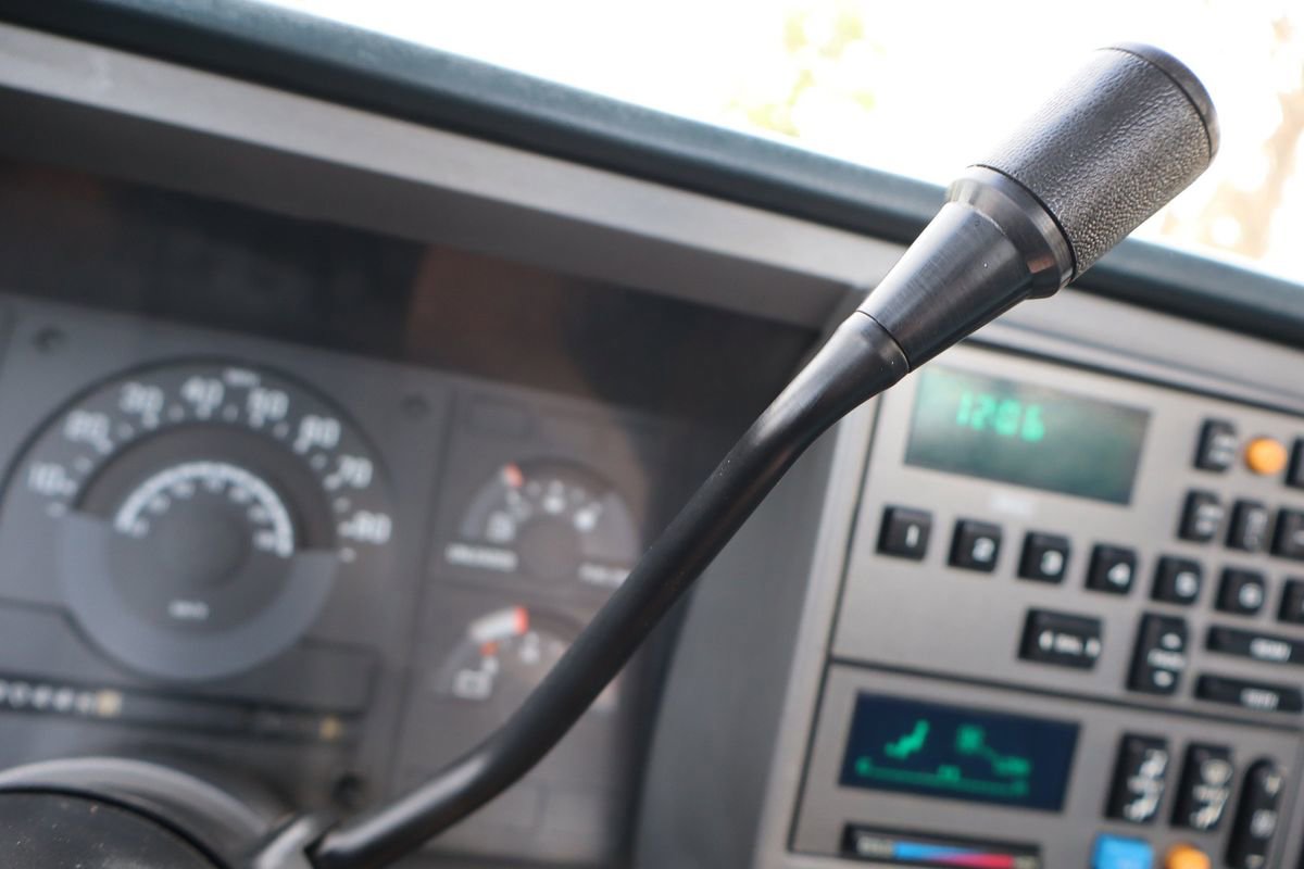 Used 1989 Chevrolet Silverado 2500 4x4 Regular Cab image 26