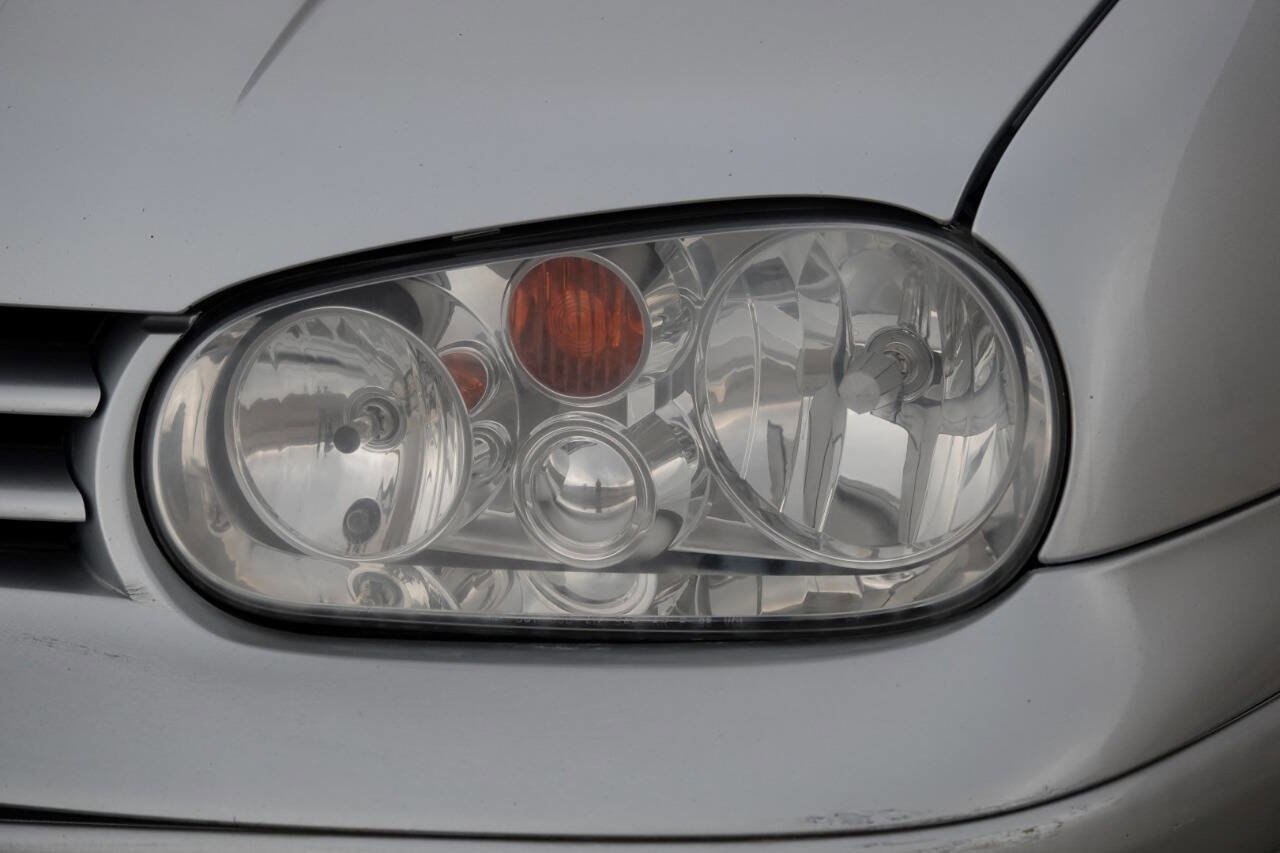 Used 2005 Volkswagen Golf GL image 35