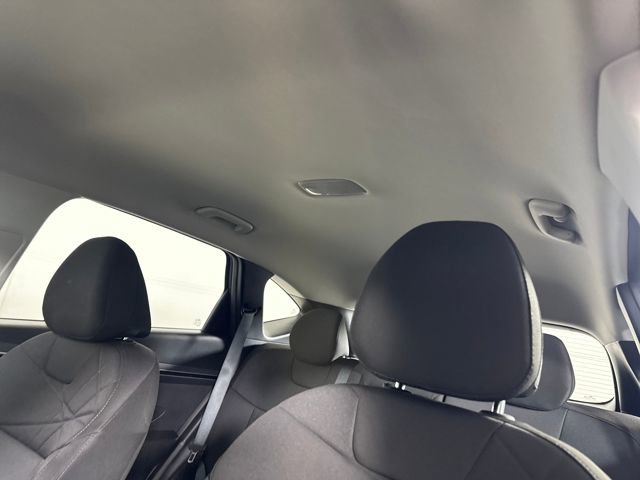 Certified 2023 Hyundai Tucson SE image 12