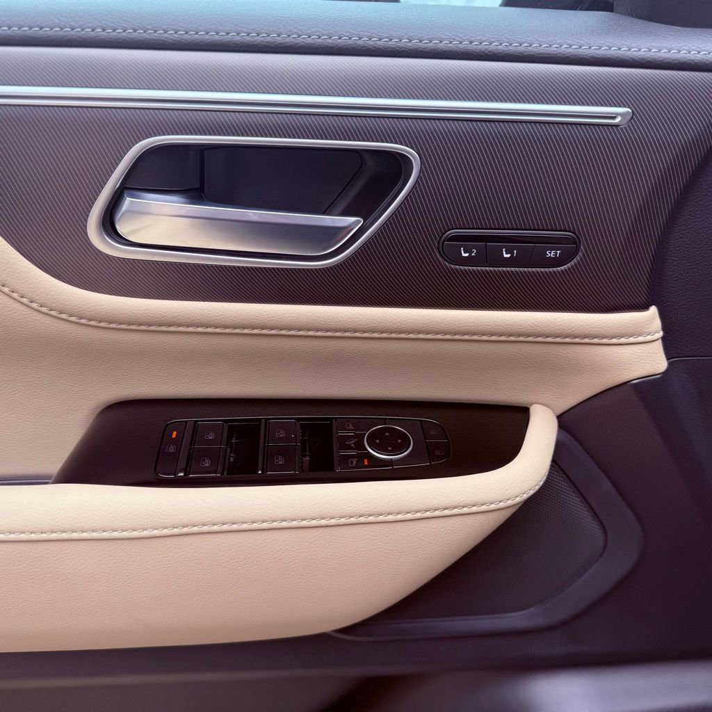 Certified 2026 INFINITI QX80 Pure w/ Cargo Package image 22