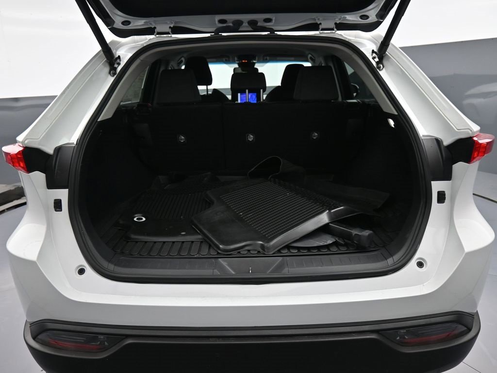 Certified 2024 Toyota Venza LE image 21