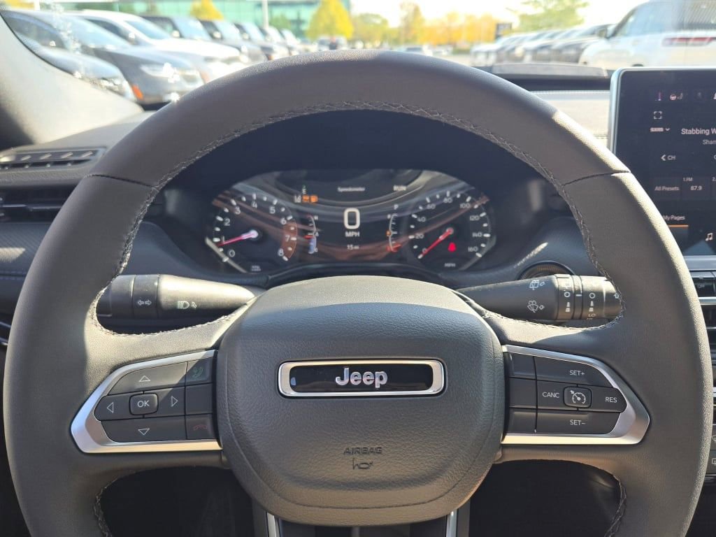 New 2026 Jeep Compass Latitude image 31