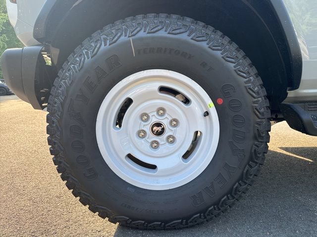 Used 2026 Ford Bronco Heritage Edition AWD/4WD image 9