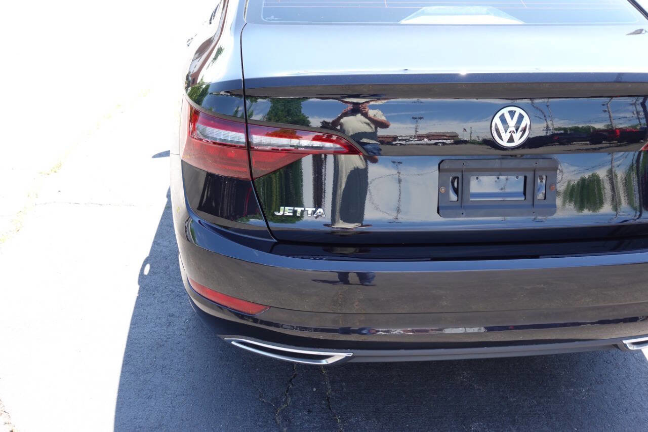Used 2021 Volkswagen Jetta R-Line w/ R-Line Cold Weather Package FWD image 14