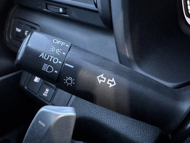 Used 2019 Honda Insight EX image 24