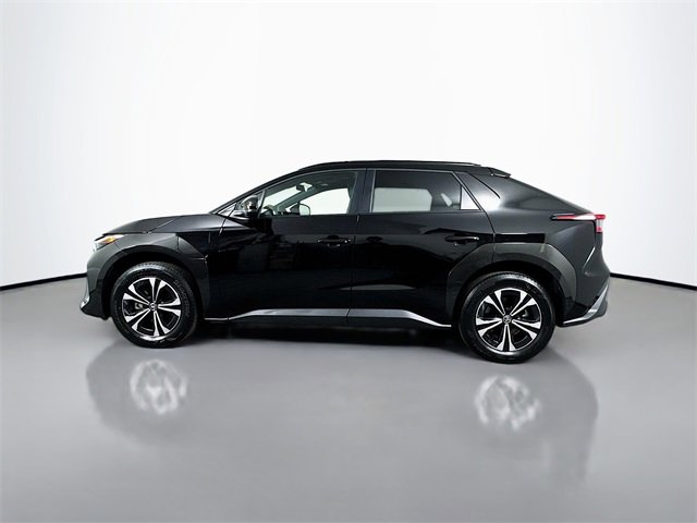 Certified 2025 Toyota bZ4X AWD w/ Weather Package image 5