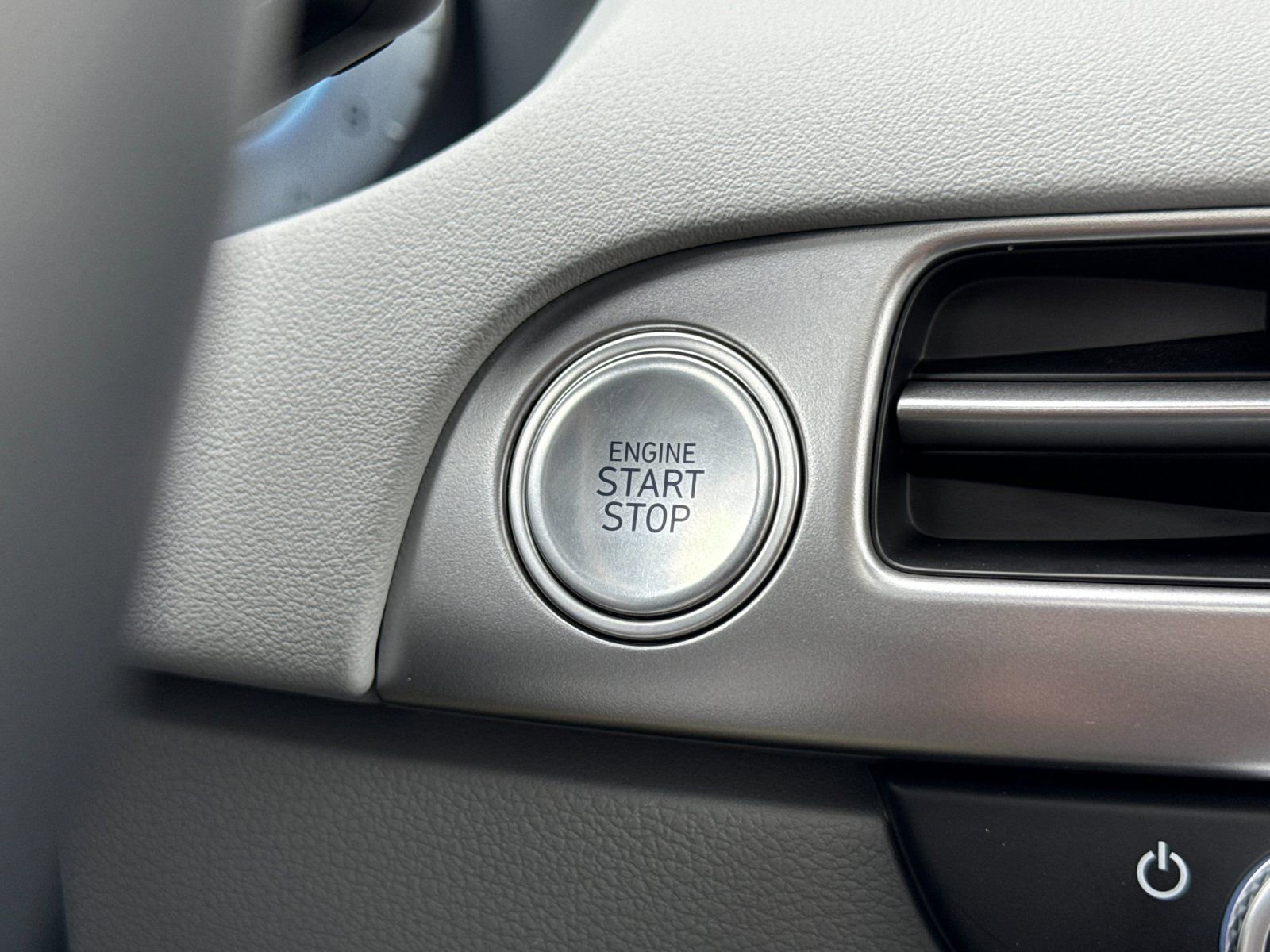 Used 2024 Hyundai Palisade SEL image 26