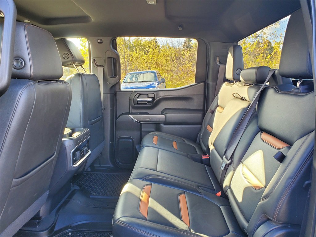 Used 2021 GMC Sierra 1500 AT4 w/ Off-Road Performance Package image 25