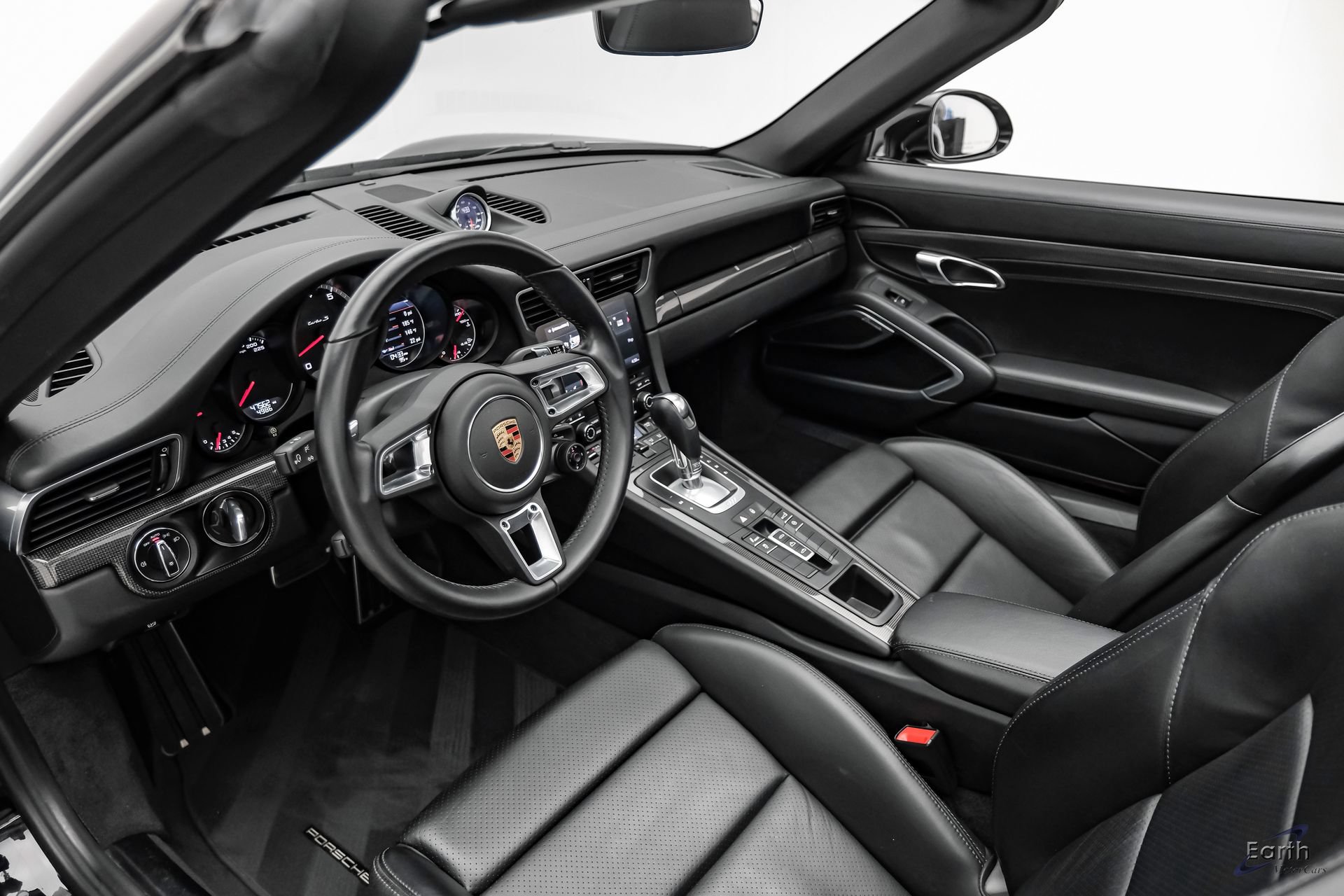 Used 2019 Porsche 911 Turbo S AWD/4WD image 3