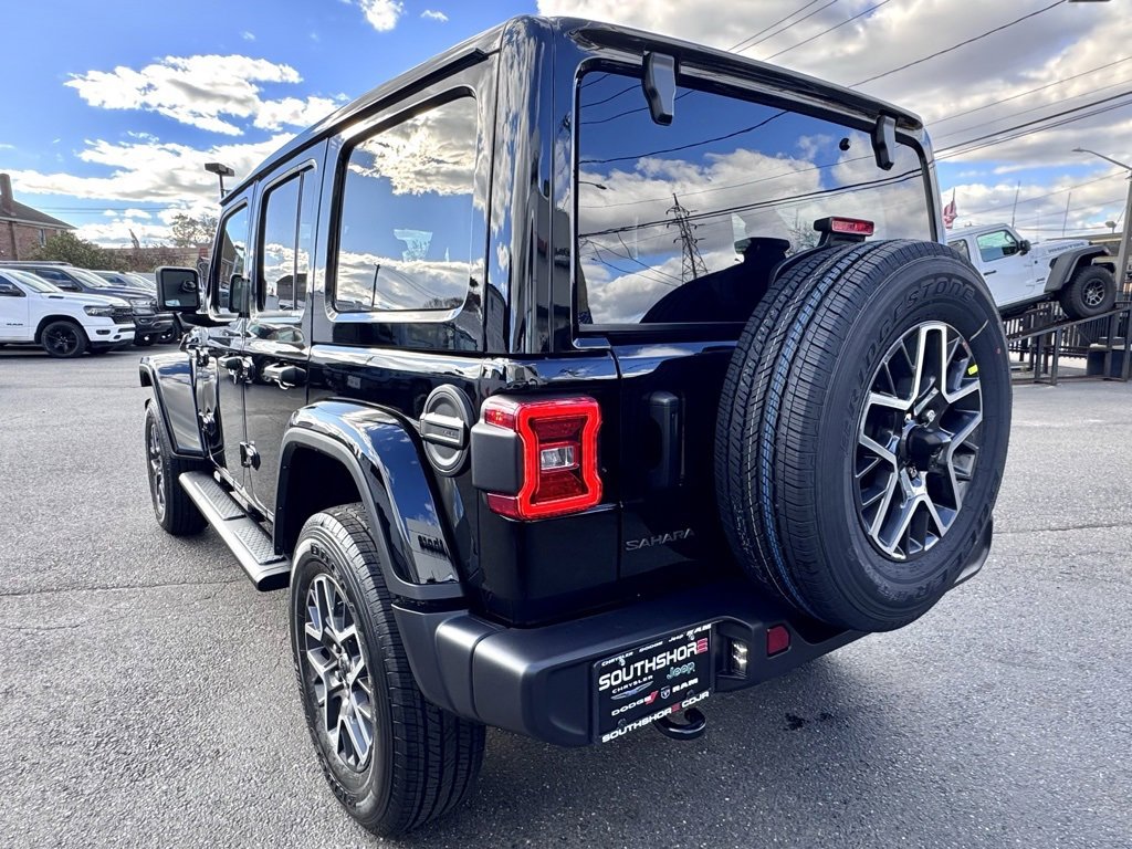 New 2026 Jeep Wrangler Sahara image 5