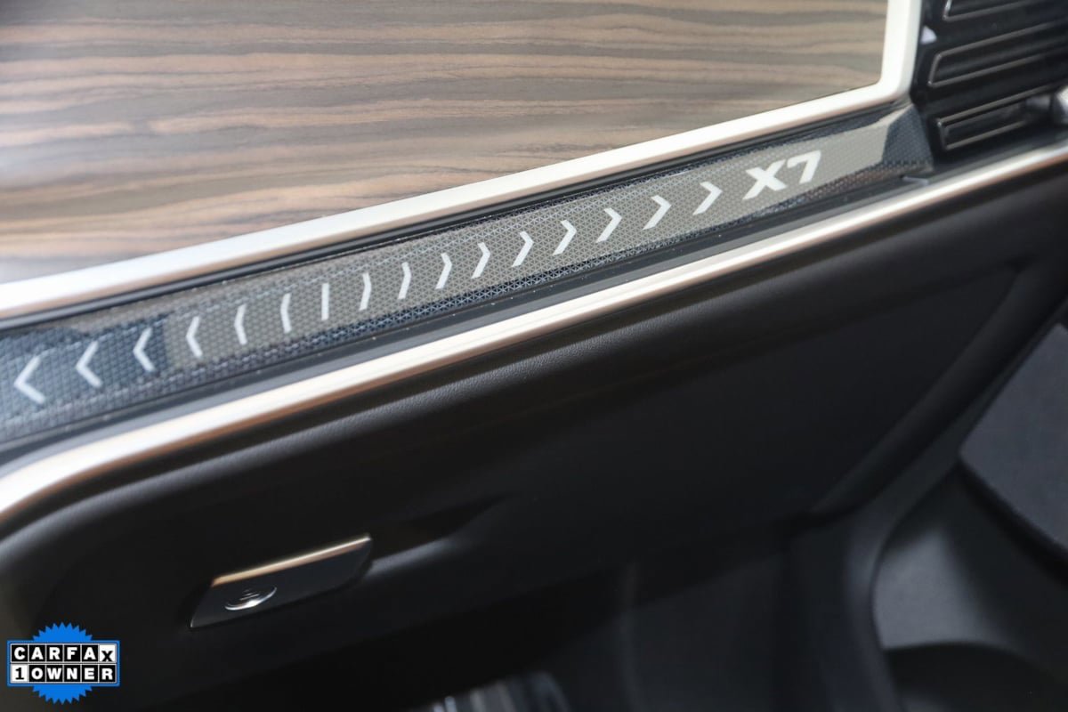 Used 2024 BMW X7 xDrive40i w/ M Sport Package image 38