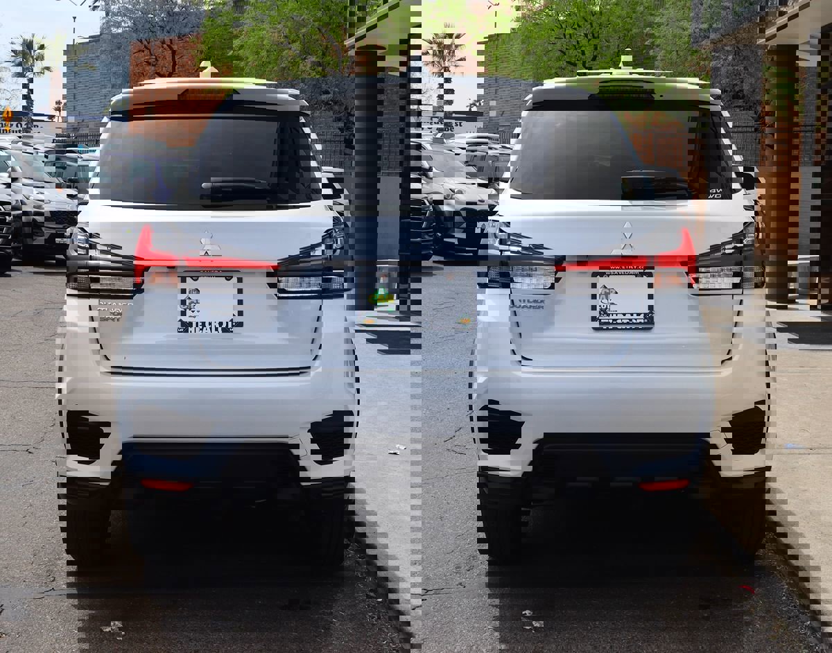Used 2024 Mitsubishi Outlander Sport AWD image 11