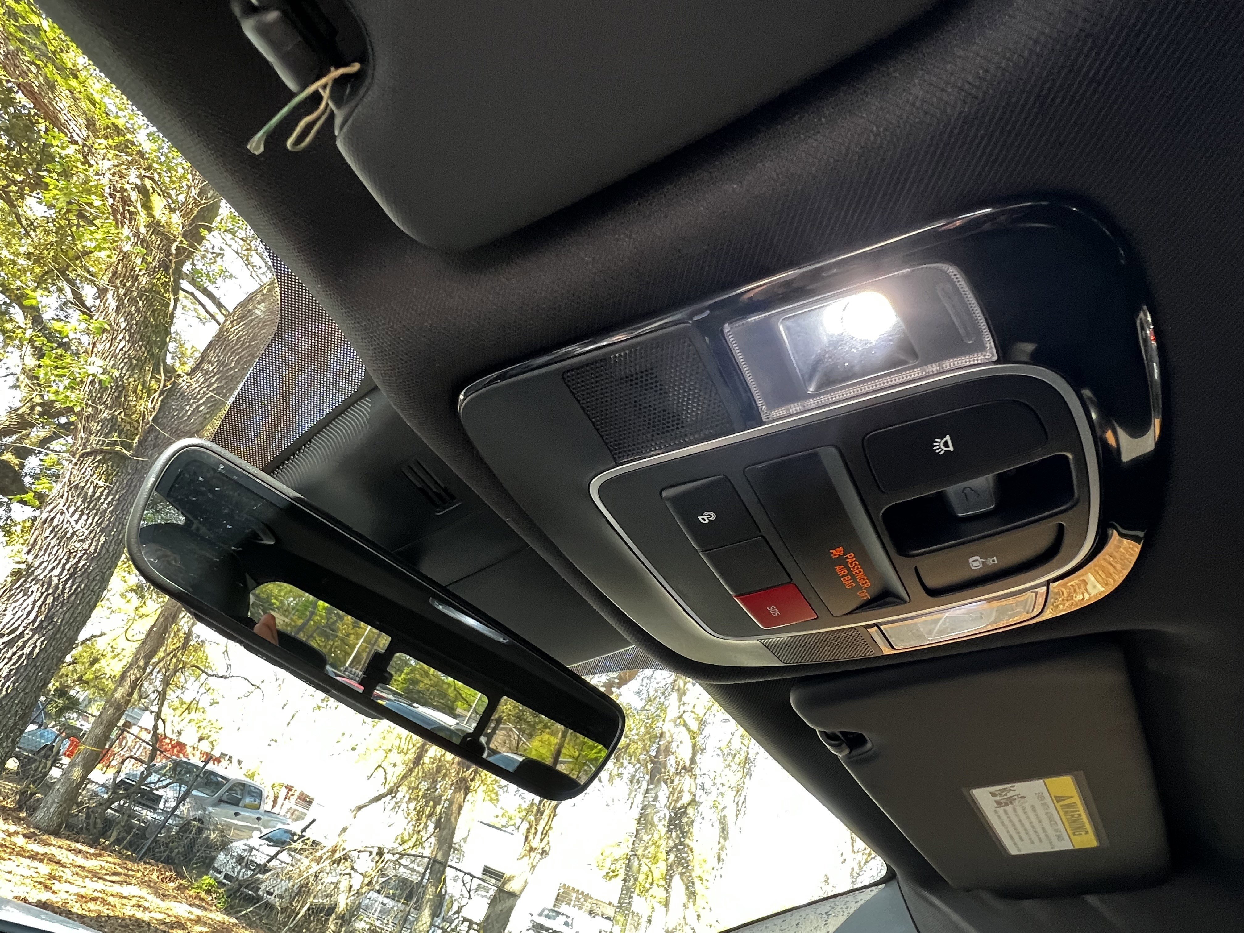 Used 2023 Hyundai Santa Cruz Limited image 28