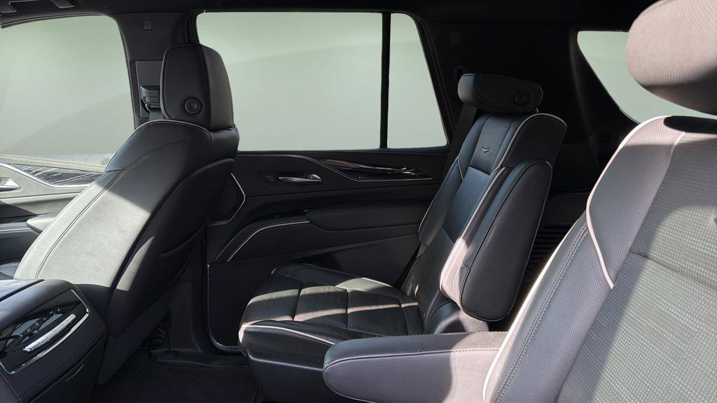 Used 2023 Cadillac Escalade Sport image 15