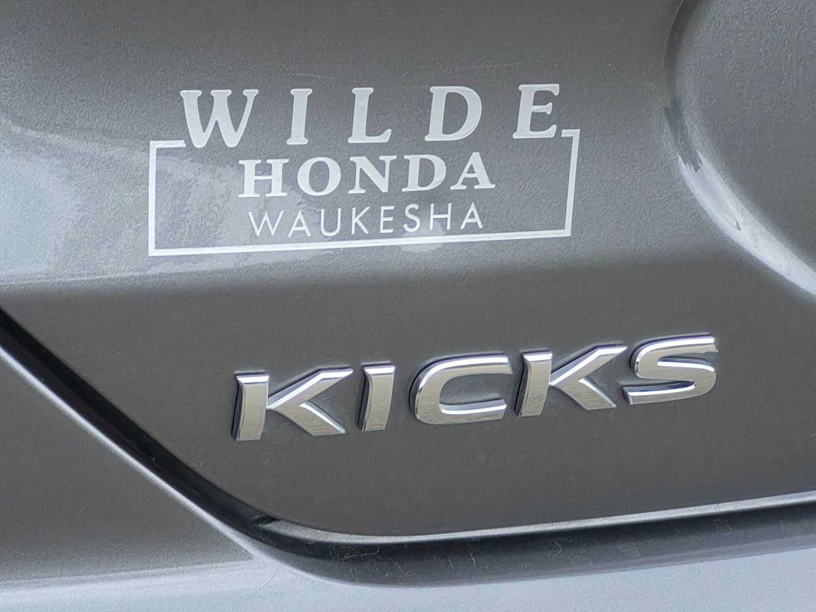 Used 2024 Nissan Kicks SR FWD image 7