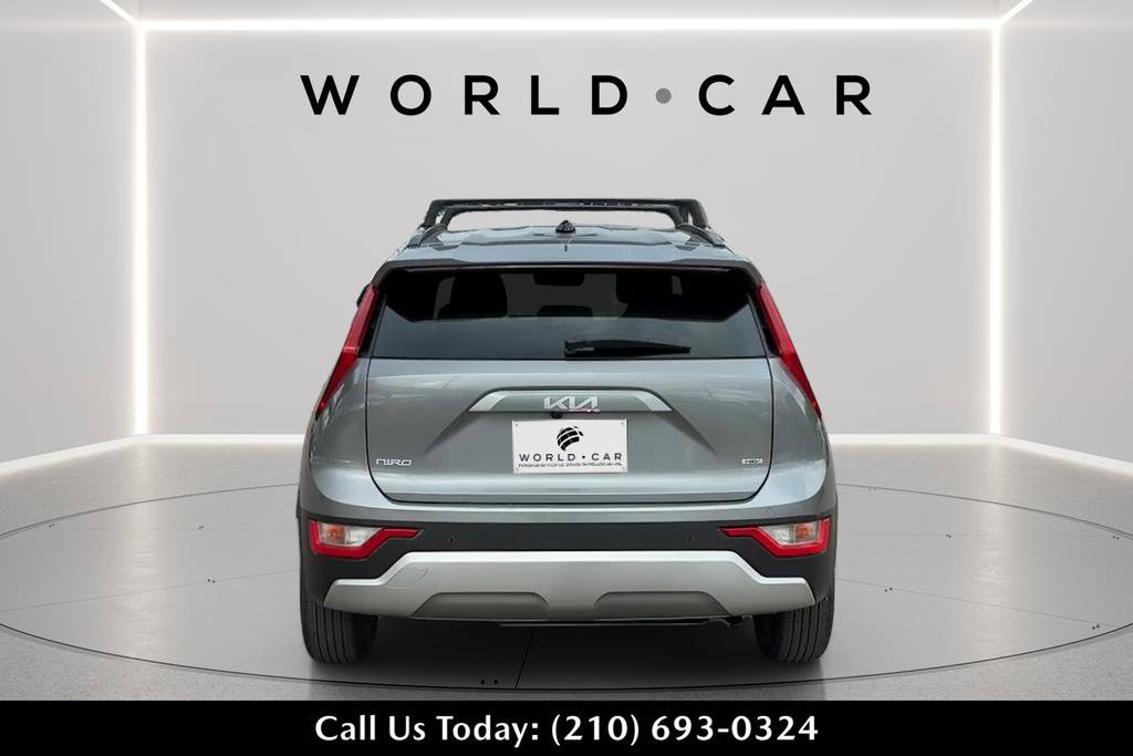 Certified 2025 Kia Niro EX FWD image 5