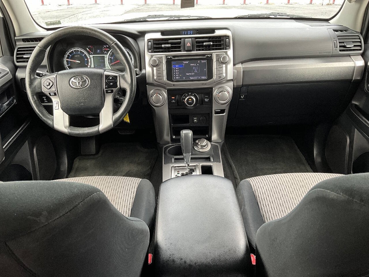 Used 2015 Toyota 4Runner SR5 w/ Four Season Floor Mat Package AWD/4WD image 9