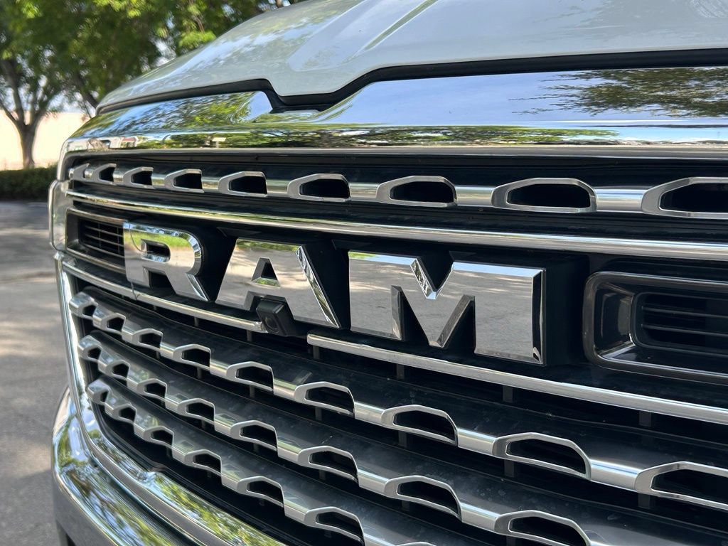 Used 2025 RAM 1500 Limited AWD/4WD image 37