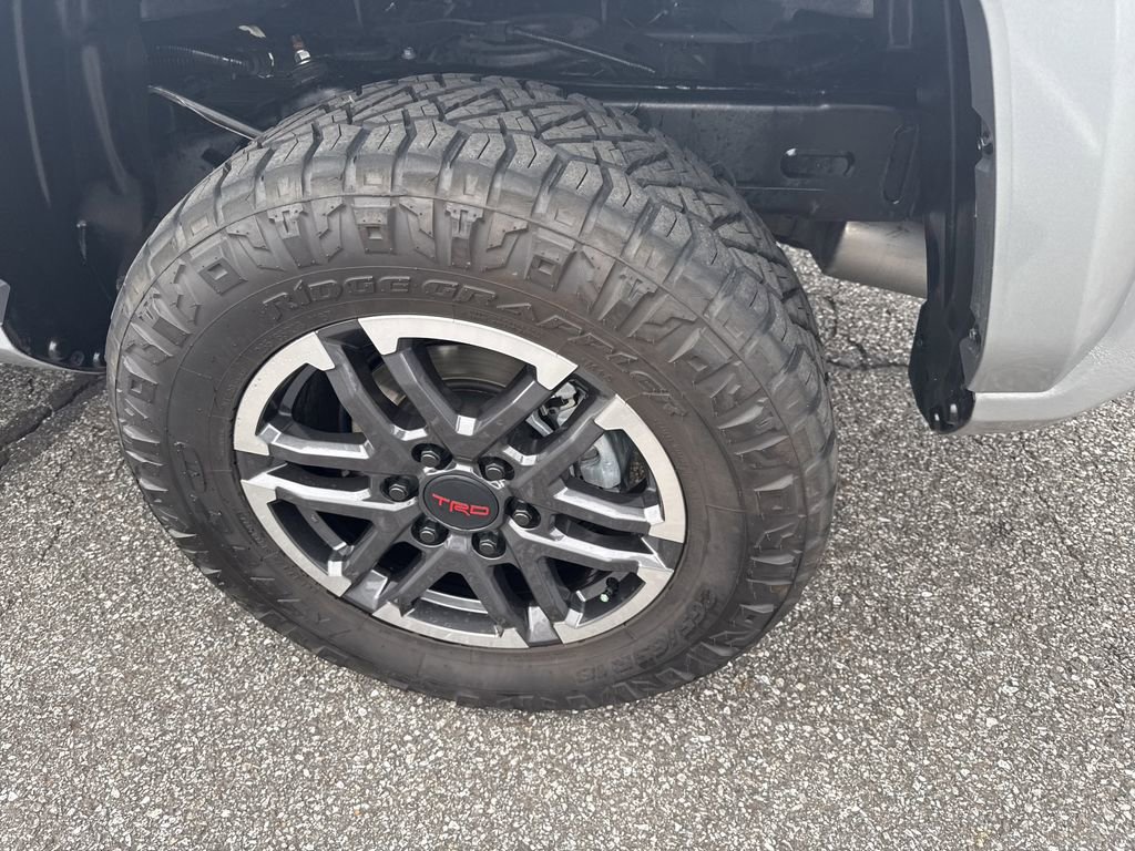 Used 2024 Toyota Tacoma TRD Sport w/ TRD Sport Upgrade Package image 21
