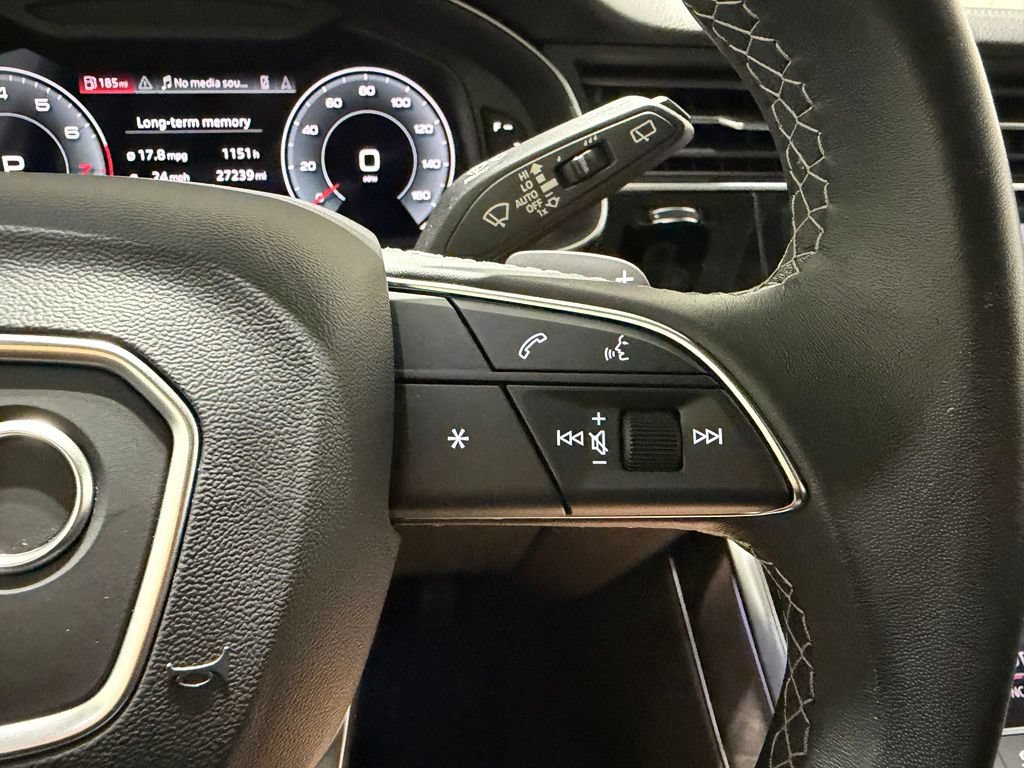 Used 2023 Audi Q8 Premium AWD/4WD image 14