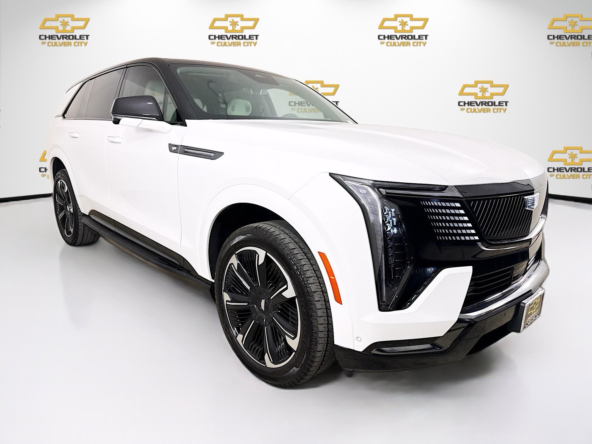 Used 2025 Cadillac Escalade IQ Sport 1 w/ Smart Trailering package AWD/4WD image 1