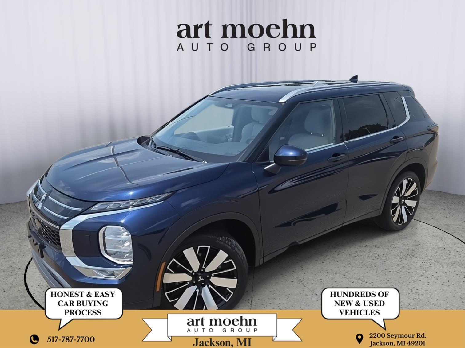 Used 2025 Mitsubishi Outlander AWD image 1