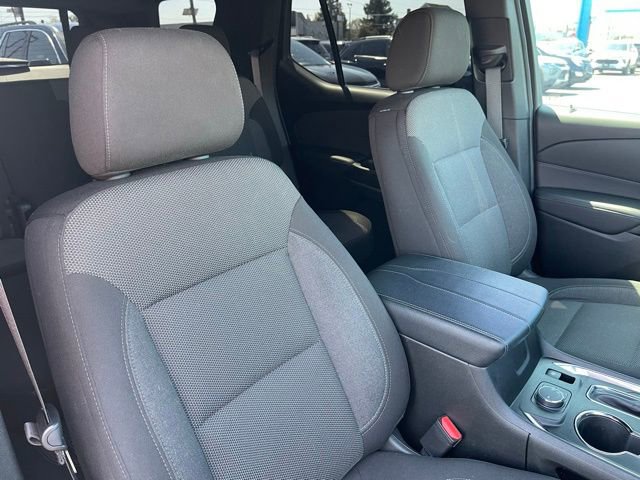 Used 2023 Chevrolet Traverse LT image 15
