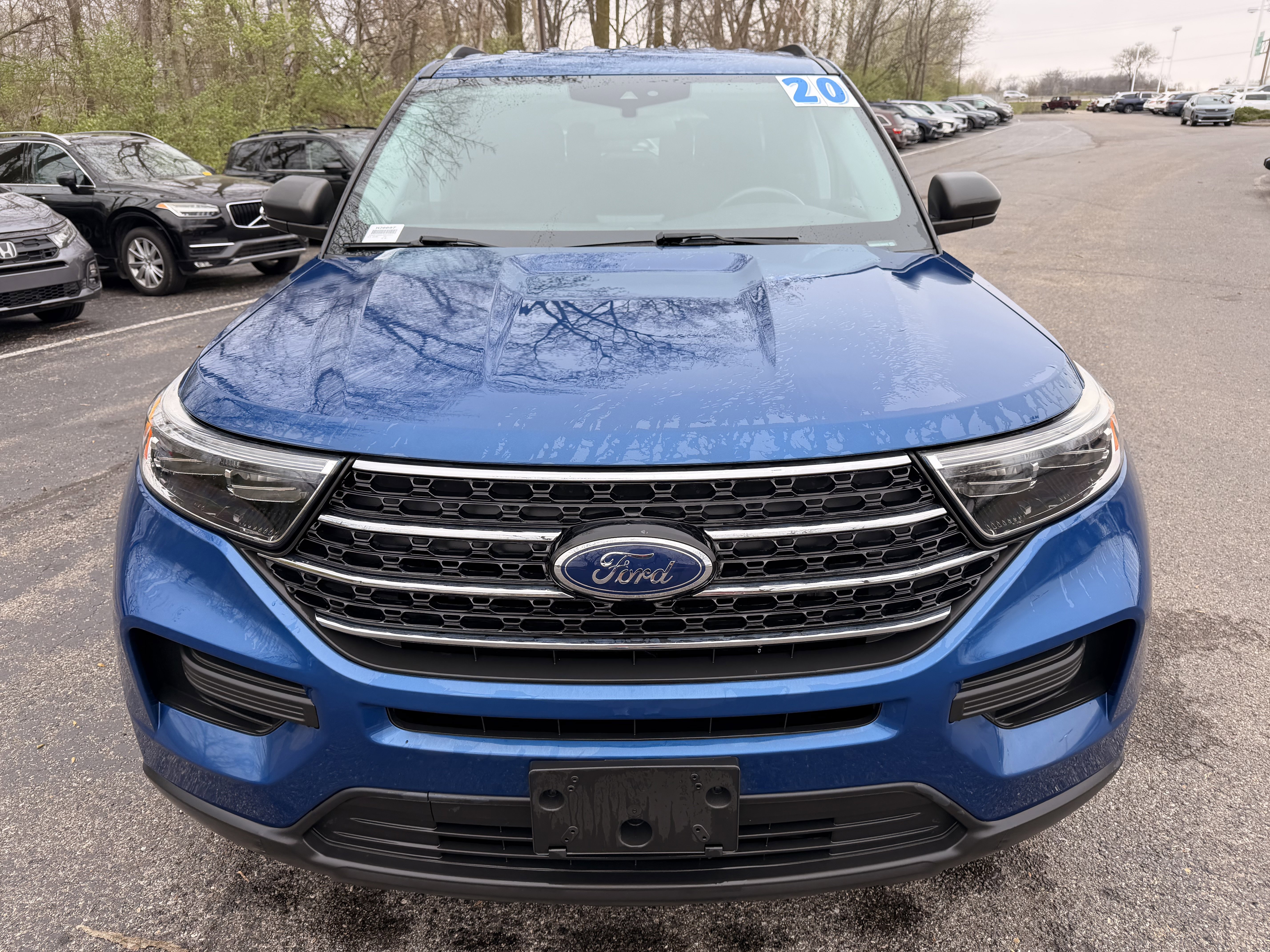Used 2020 Ford Explorer XLT image 8