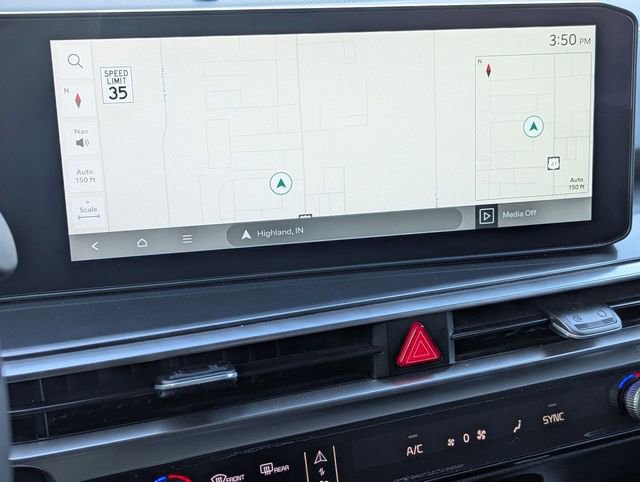 Used 2025 Kia Sorento S w/ Panoramic Sunroof Package image 14