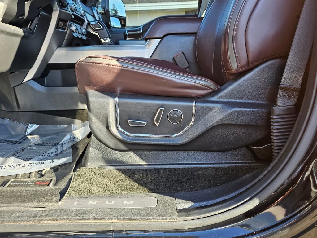 Used 2017 Ford F250 Platinum w/ Platinum Ultimate Package AWD/4WD image 32