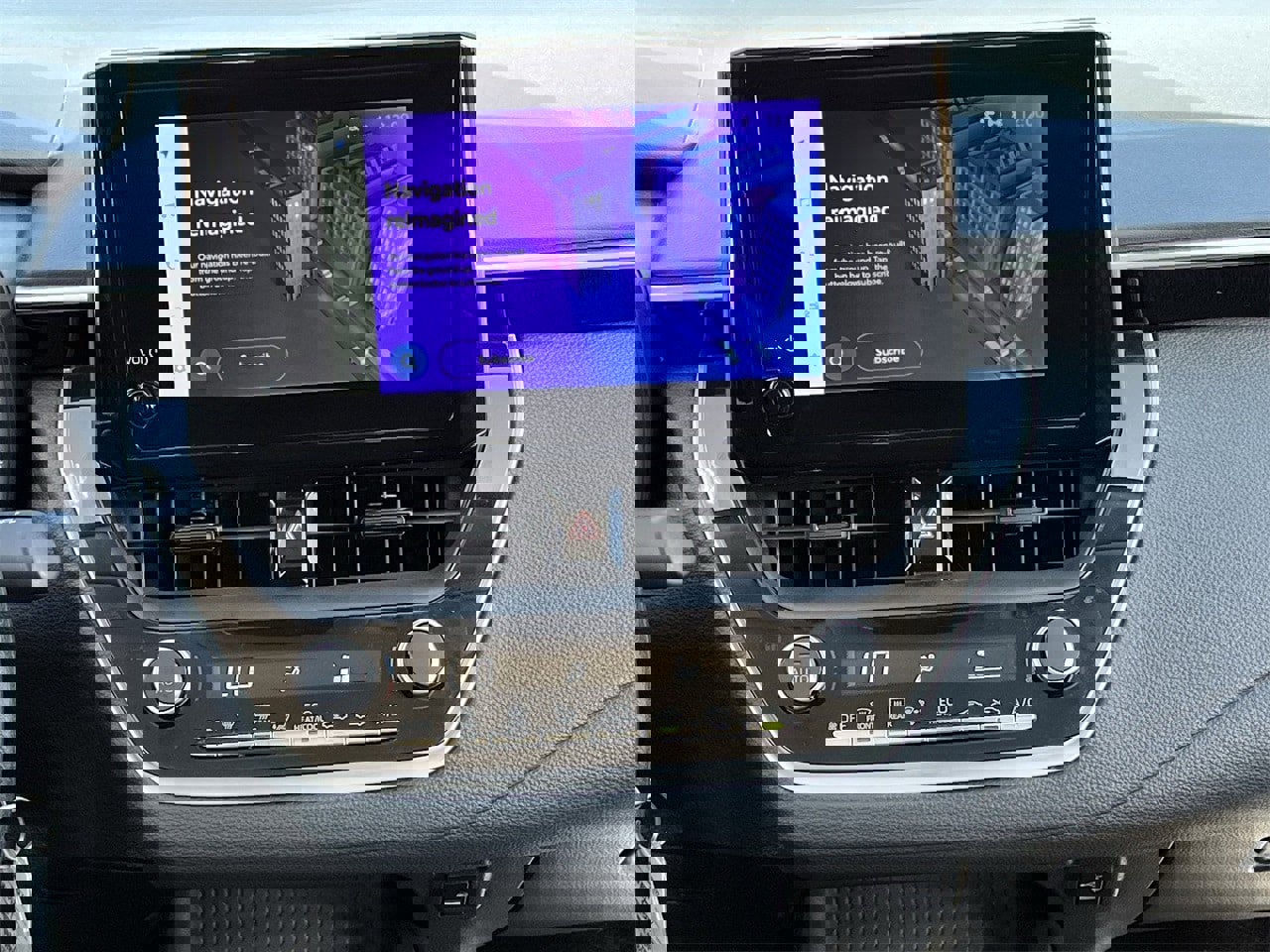 Used 2024 Toyota Corolla LE image 15