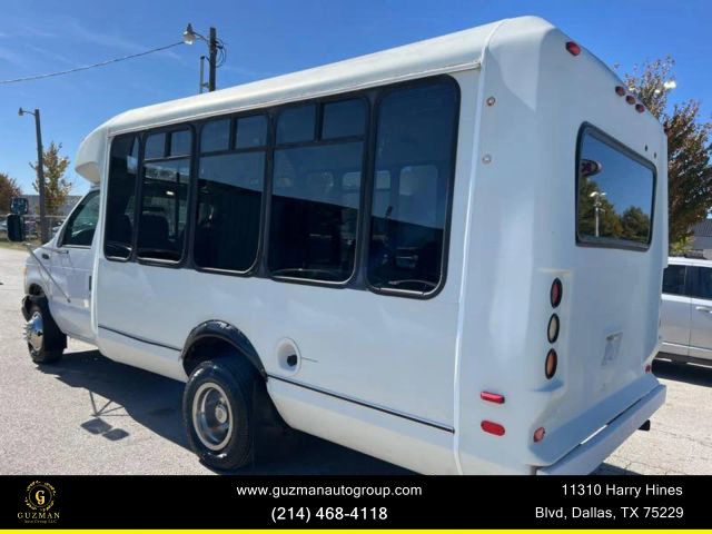 Used 2000 Ford E-350 and Econoline 350 Super Duty image 2