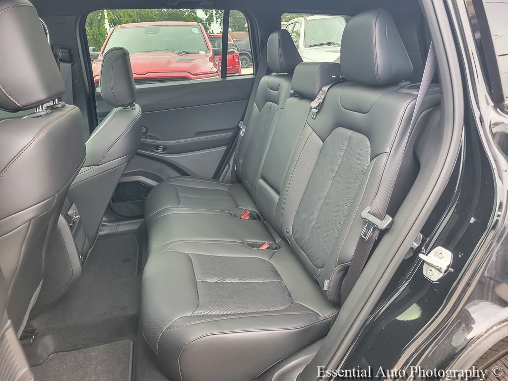 New 2026 Jeep Cherokee Overland AWD/4WD image 16